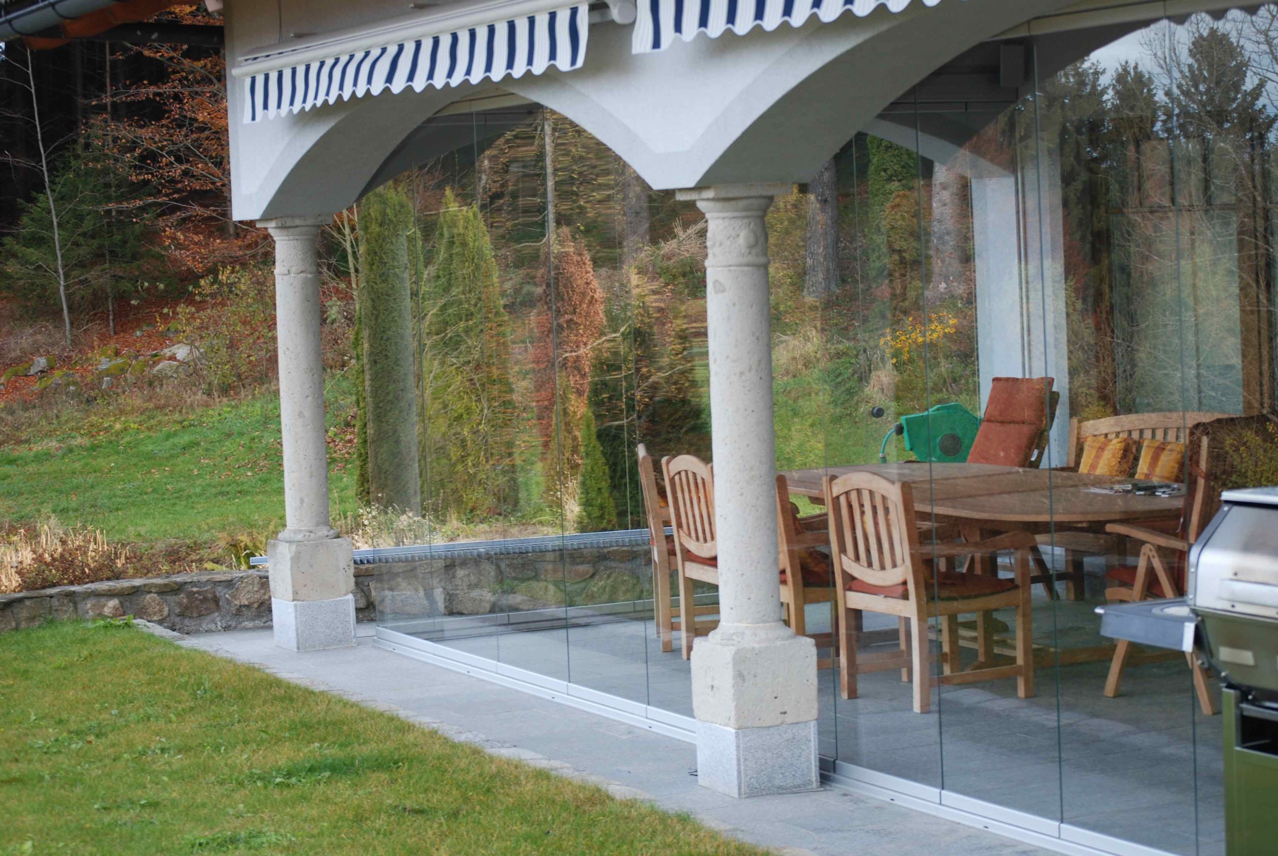 Glasschiebewand Terrasse Verglasung aussen